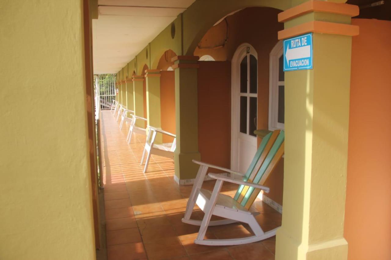سان خوان ديل سور Royal Chateau Hotel المظهر الخارجي الصورة